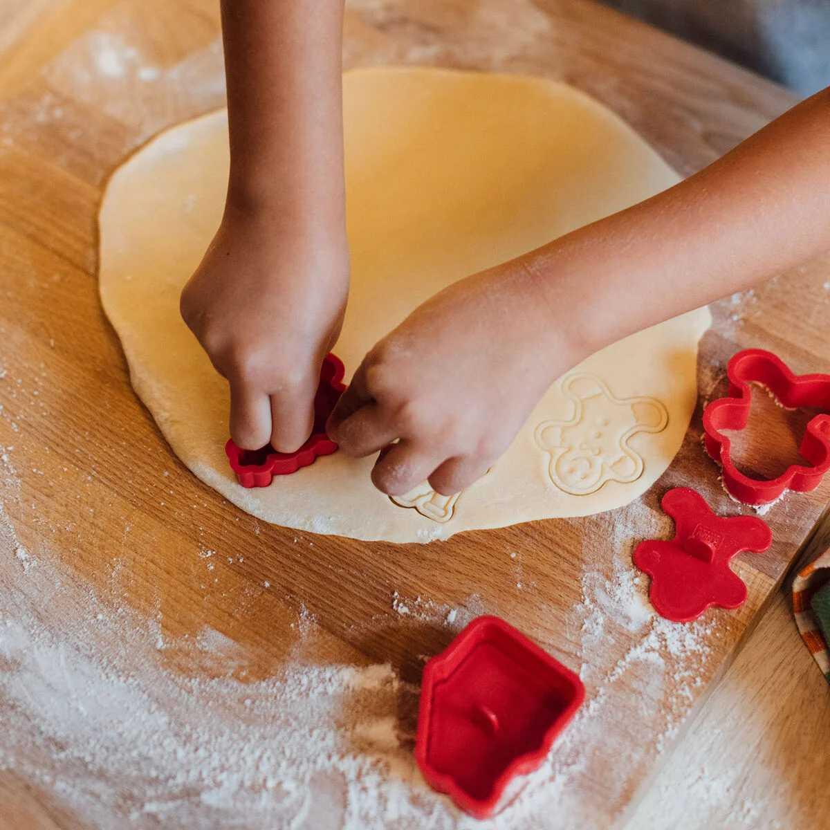 Legami - 5 cookie cutters with stamps - cookie time! - christmas
